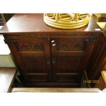 OAK SMALL REPRODUCTION SIDE CABINET