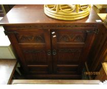 OAK SMALL REPRODUCTION SIDE CABINET