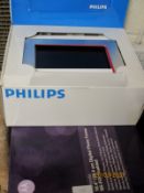 PHILIPS AND A MOTOROLA MEMORIES DIGITAL PHOTOGRAPH FRAMES