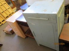 BLUE PAINTED SIDE CUPBOARD WITH SINGLE DRAWER OVER CUPBOARD DOOR AND A FURTHER OAK EFFECT SIDE