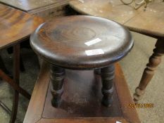 SMALL CIRCULAR OAK STOOL