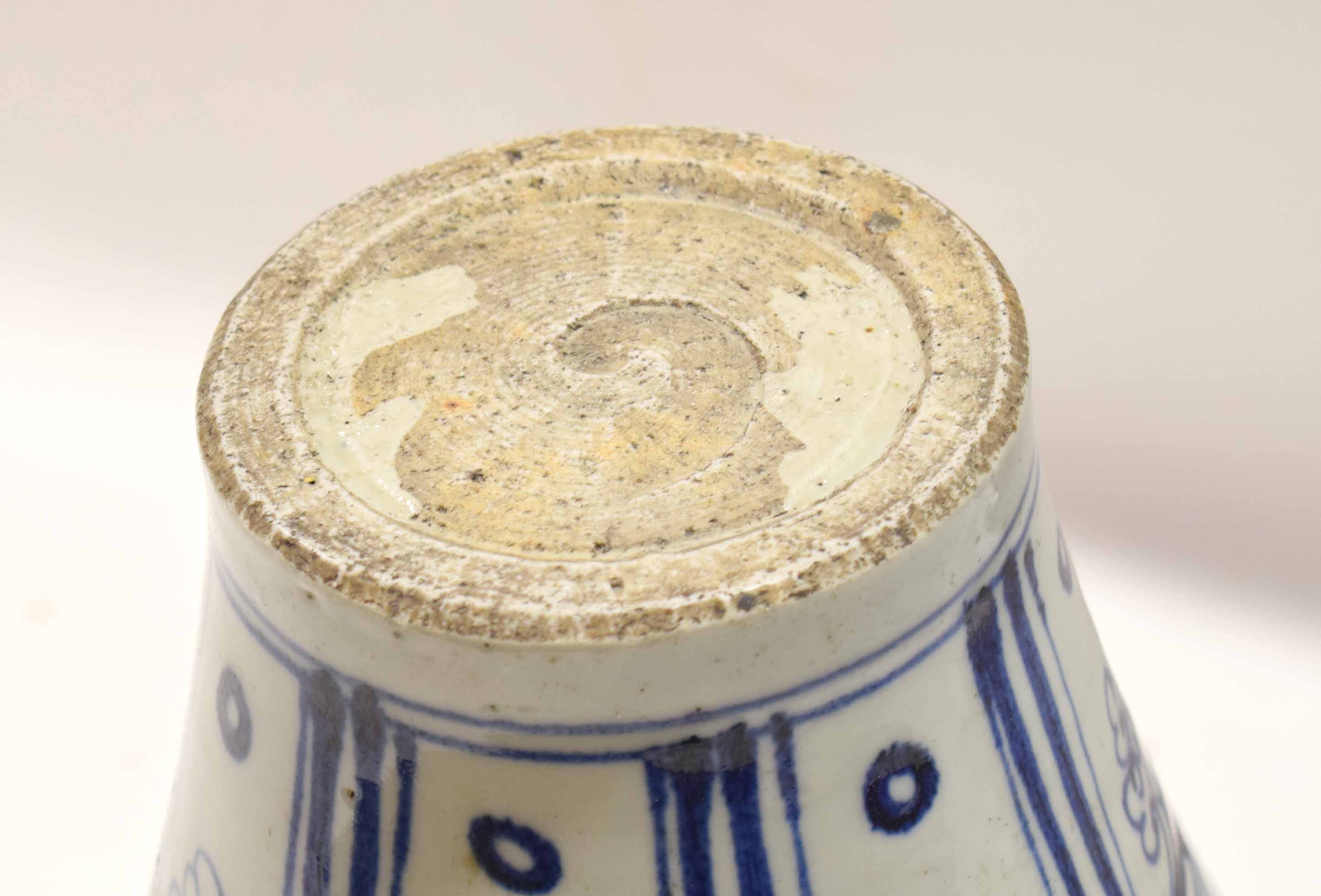 Chinese porcelain vase with provincial style decoration with panels of fish interspersed with floral - Image 2 of 2