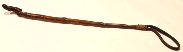 Vintage carved handled riding crop, 60cm long