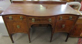 Early 19th century mahogany serpentine fronted sideboard, 157cm wide