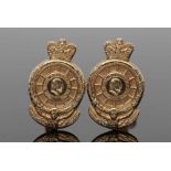 Pair of gent's 9ct gold cuff links "The Royal Automobile Club" with swivel fittings and maker's/