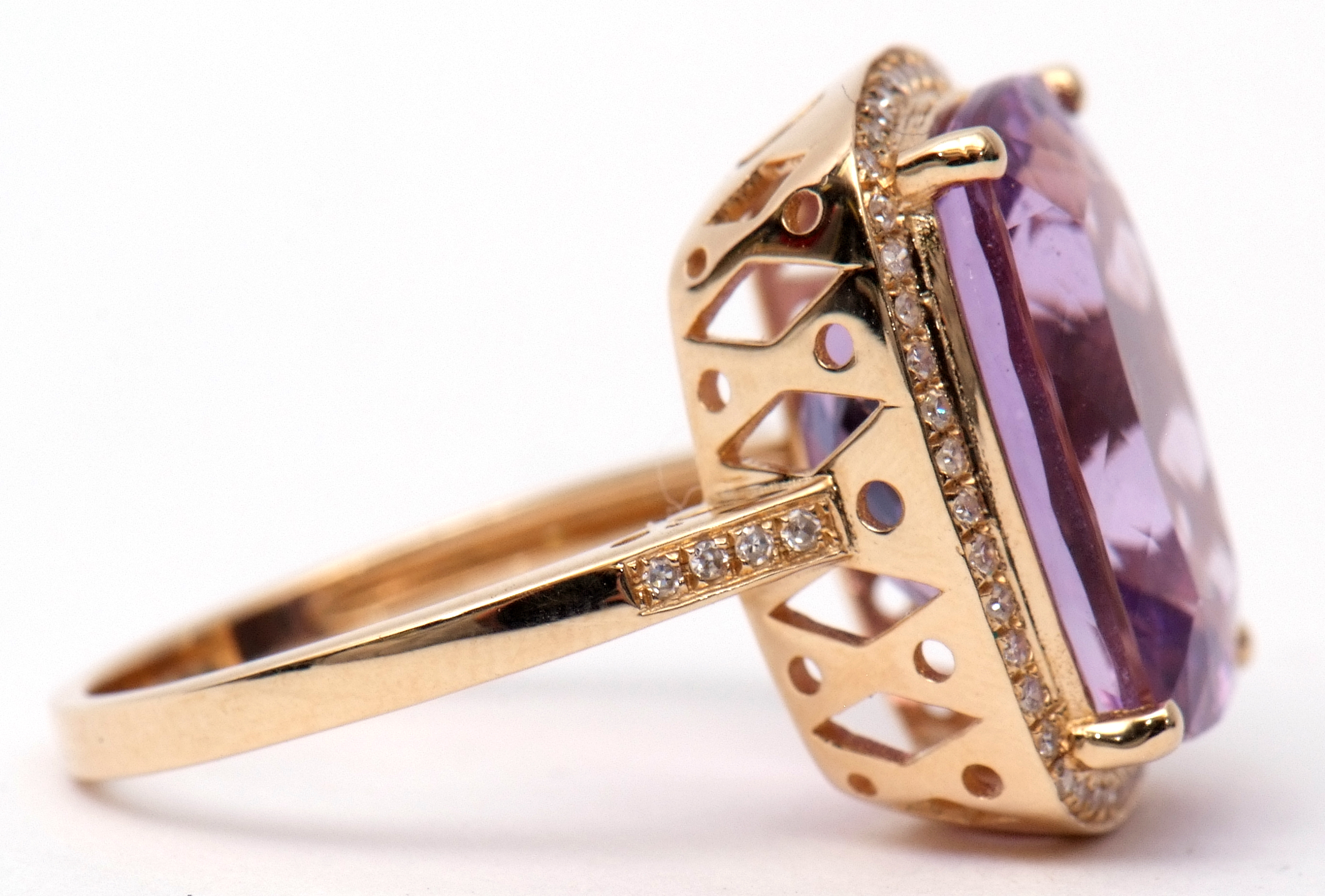 Amethyst and diamond ring, a cushion cut purple amethyst approx 9.40ct, set within a diamond - Image 4 of 7