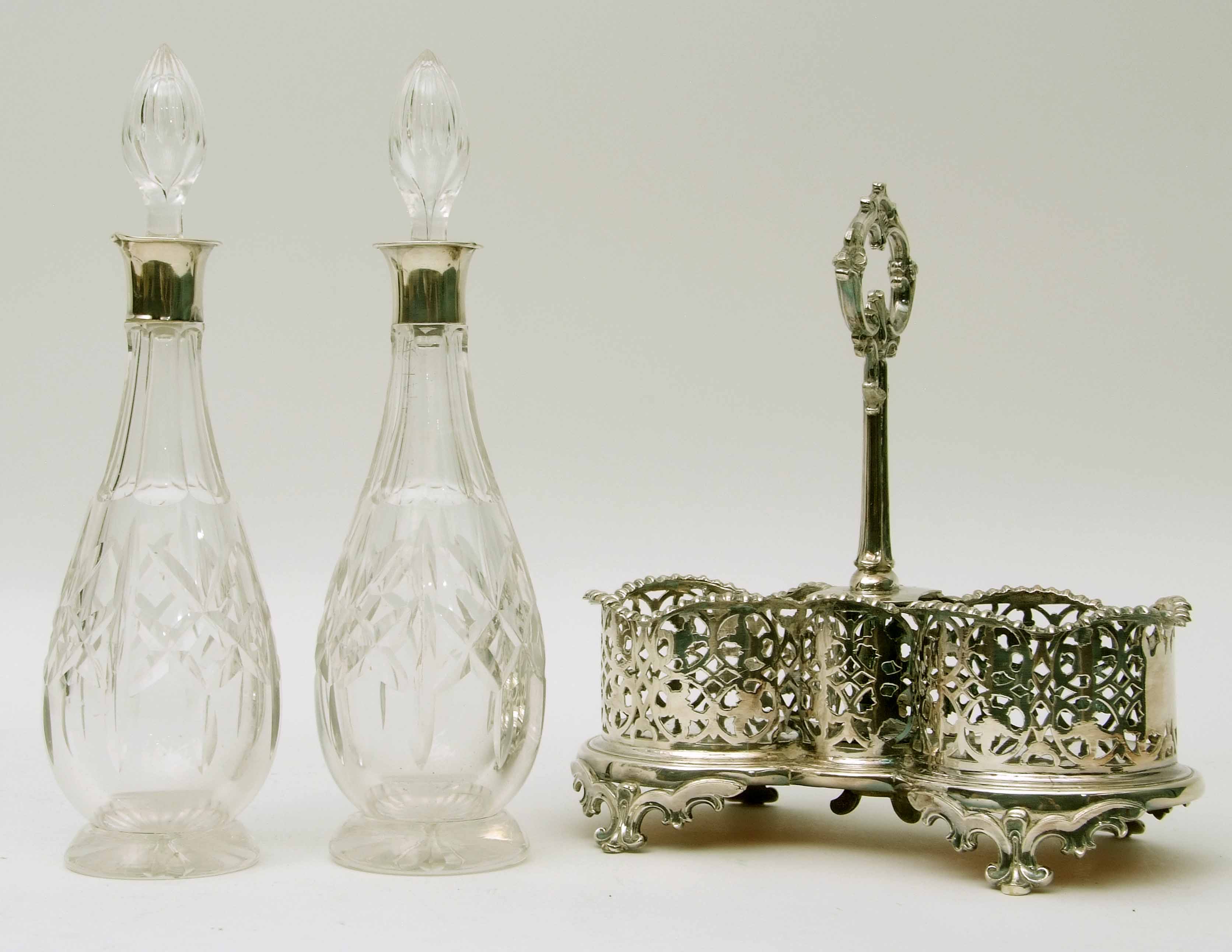 Victorian silver plated double bottle stand of waisted oval form, the raised holders pierced with - Image 5 of 5