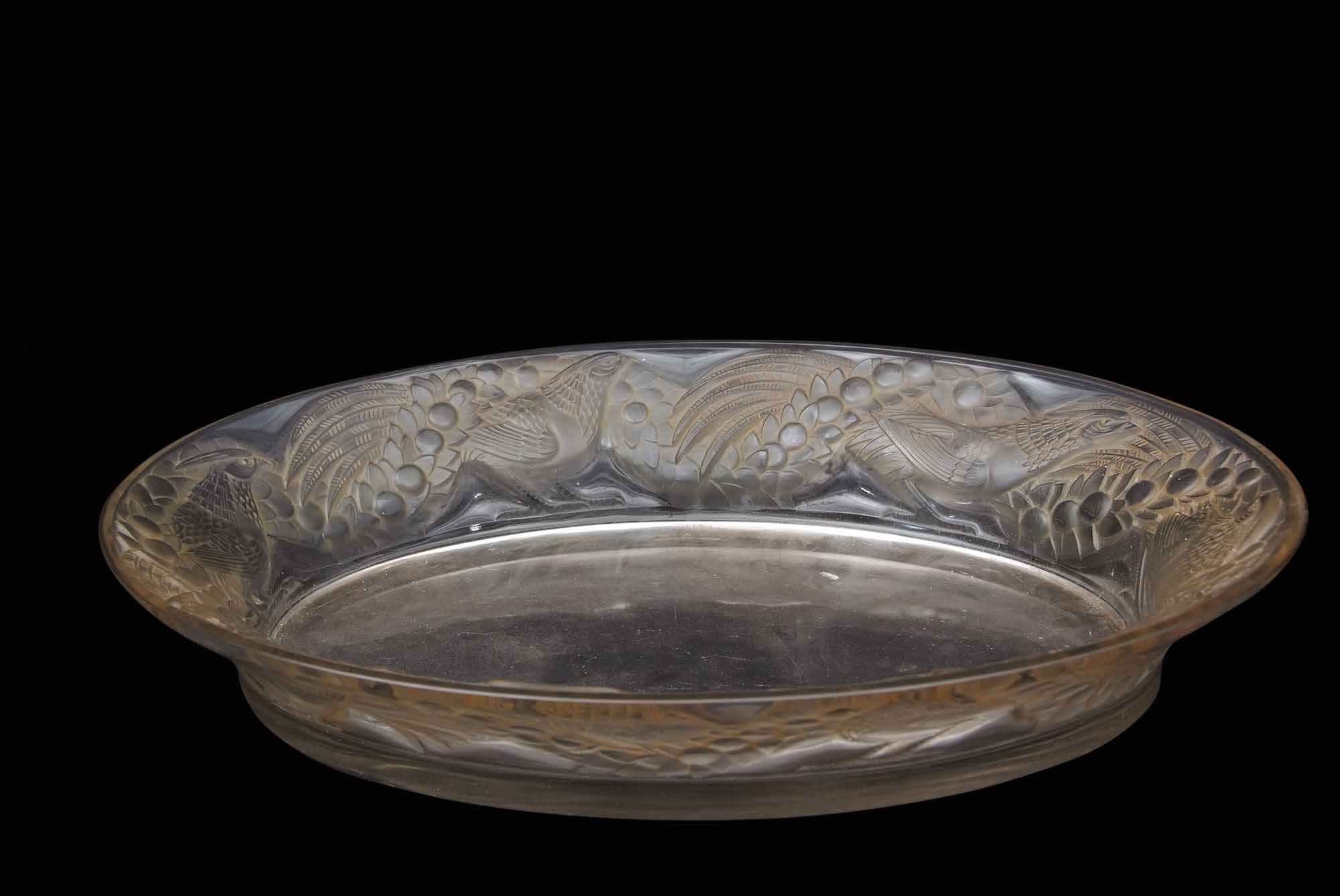 Large 1930s Lalique oval dish, the border with a moulded design of birds, probably pheasants, within