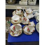 MIXED LOT OF ROYAL ALBERT OLD COUNTRY ROSE TEA WARES ETC