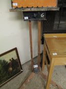 DAVID POTTER PINE AND METAL FRAMED FREE STANDING EASEL