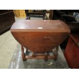 OAK FRAMED SMALL PROPORTION DROP LEAF GATE LEG TABLE