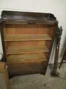 MID-20TH CENTURY OAK FRAMED BOOKCASE