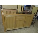 BEECHWOOD FRAMED SIDEBOARD WITH THREE CUPBOARD DOORS WITH SINGLE DRAWER CENTRALLY