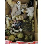 BOX CONTAINING MIXED ORNAMENTS, CAT ORNAMENTS, TRIVETS ETC