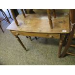 VICTORIAN PINE SINGLE DRAWER SIDE TABLE ON TURNED LEGS WITH TURNED KNOB HANDLES