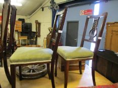 PAIR OF EDWARDIAN MAHOGANY FRAMED SPLAT BACK DINING CHAIRS WITH GREEN DRALON UPHOLSTERED SEAT AND