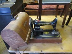 OAK CASED DOME TOP SINGER SEWING MACHINE