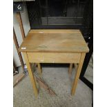 BEECHWOOD FRAMED SINGLE LIFT UP TOP SCHOOL DESK