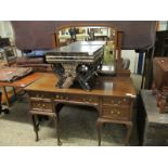 EDWARDIAN MAHOGANY MIRROR BACK DRESSING TABLE WITH FIVE DRAWERS RAISED ON PAD FEET