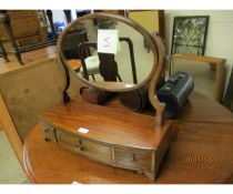 19TH CENTURY MAHOGANY BOW FRONT TOILET MIRROR WITH THREE DRAWERS