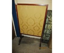 19TH CENTURY MAHOGANY ADJUSTABLE SCREEN