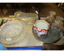 TRAY VINTAGE COPPER PAN, DECANTERS, GLASS DISHES ETC