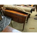 19TH CENTURY MAHOGANY DROP FLAP PEMBROKE TABLE