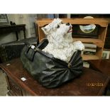 GLADSTONE BAG/DOG ORNAMENT