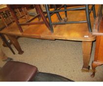EARLY 20TH CENTURY WIND OUT DINING TABLE