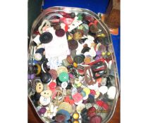 TIN CONTAINING VARIOUS BUTTONS, BELT BUCKLES ETC