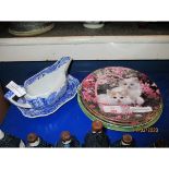 VARIOUS COLLECTORS PLATES, SPODE GRAVY BOAT AND STAND