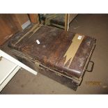 VINTAGE METAL TRUNK