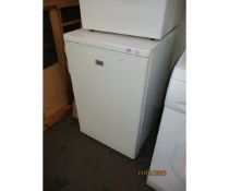 ZANUSSI UNDER COUNTER FRIDGE (WITH DAMAGED HANDLE)