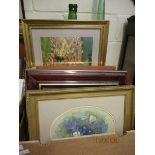 BOX CONTAINING MIXED PRINTS, PICTURES, PHOTOS ETC