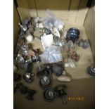 BOX CONTAINING VICTORIAN AND LATER FURNITURE KNOBS