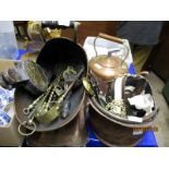 MIXED LOT OF COPPER COAL HELMETS, BRASS BELLOWS, ANDIRONS, KETTLE, COPPER TRAY ETC (QTY)