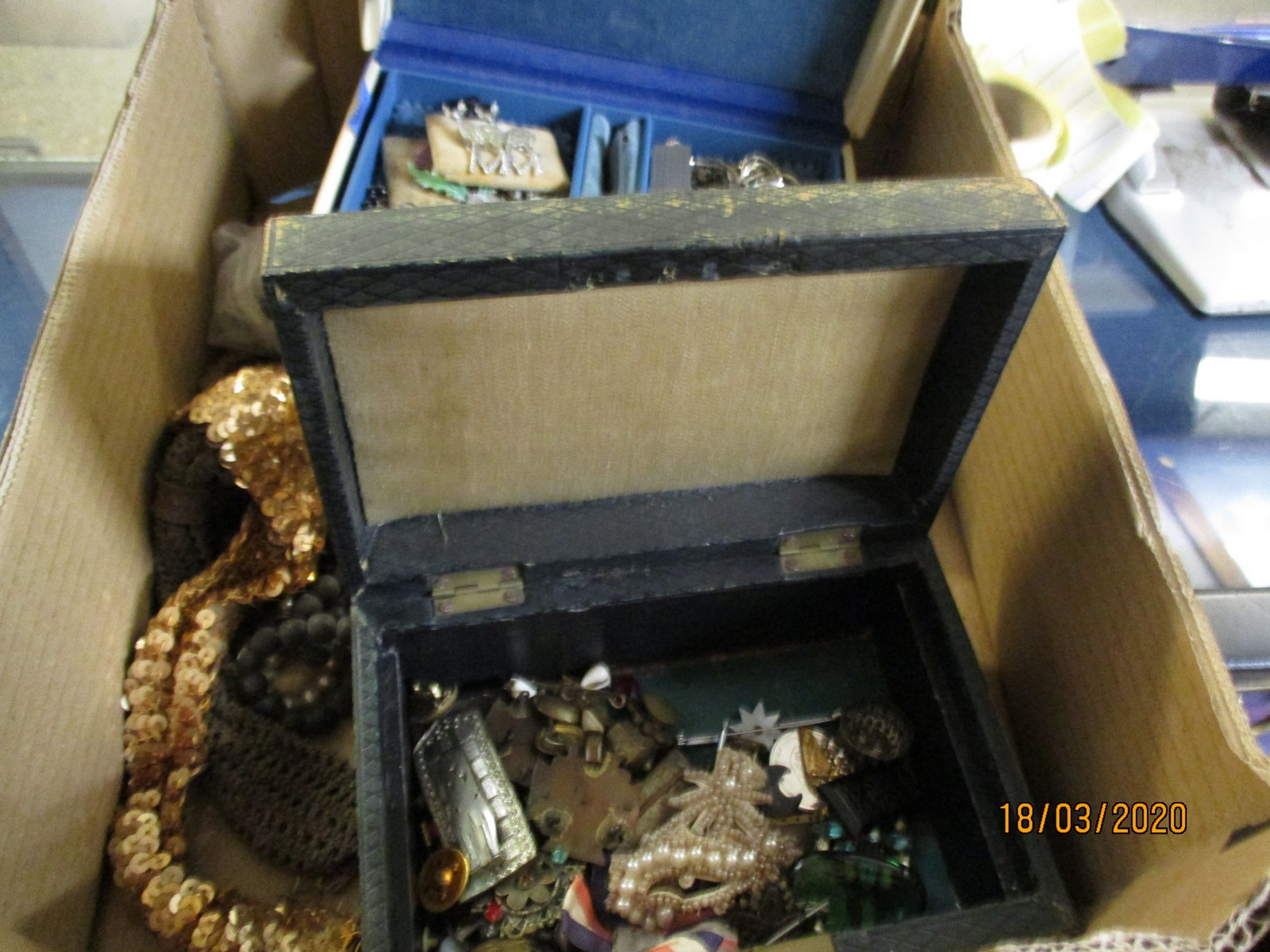 BOX CONTAINING COSTUME JEWELLERY ETC