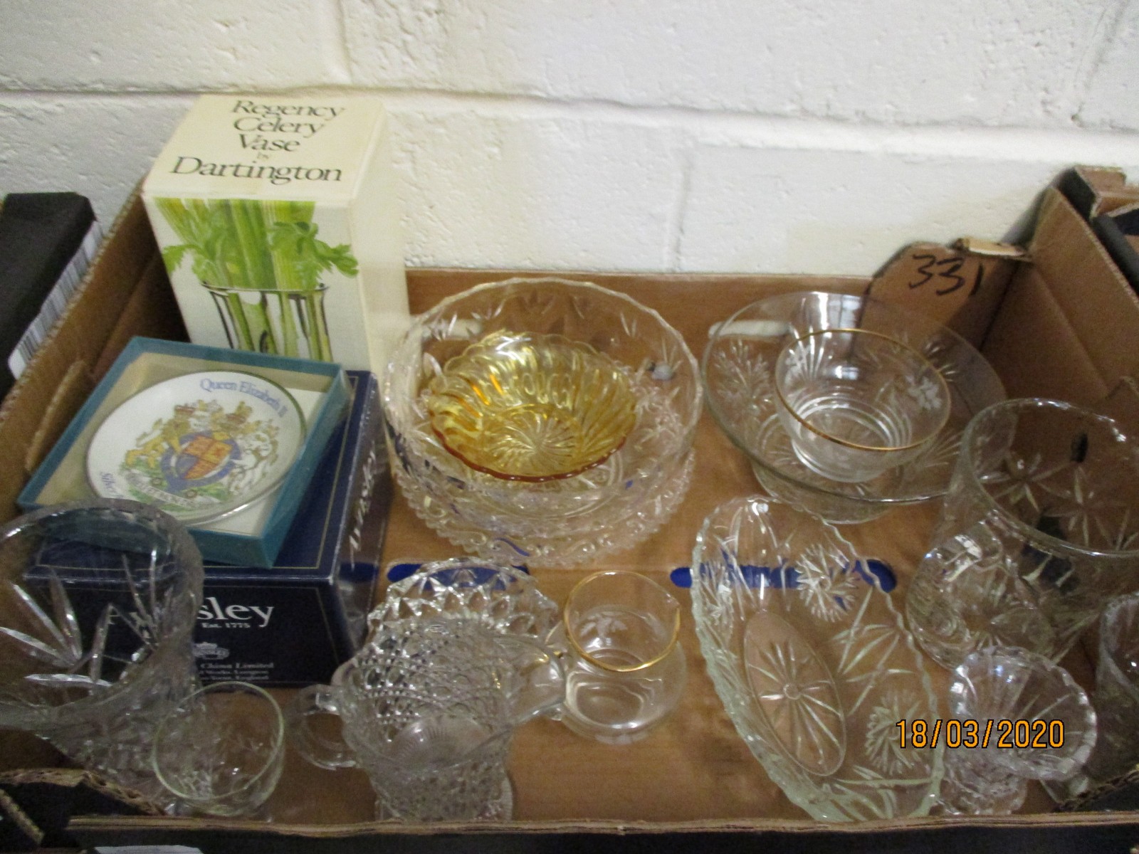 BOX CONTAINING MIXED BOWLS, JUGS, VASES ETC