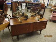 RETRO TEAK FRAMED MIRROR BACK SIDEBOARD WITH FOUR DRAWERS ON TAPERING SQUARE LEGS