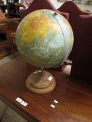 FREE STANDING TERRESTRIAL GLOBE