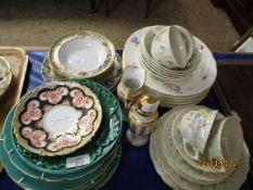 MIXED LOT OF PLATES, BOWLS, CUPS, SAUCERS ETC