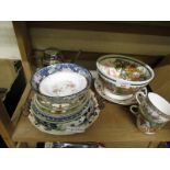 MIXED LOT OF DECORATIVE PLATES, BOWLS, CUPS ETC