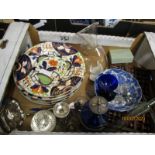 BOX CONTAINING MIXED PLATES, BOWLS, ETC