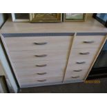 MODERN DRAWER UNIT