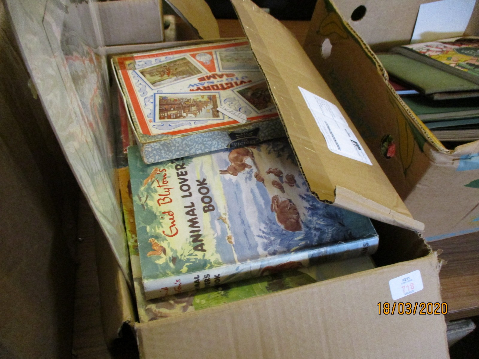 BOX OF MIXED CHILDREN’S BOOKS