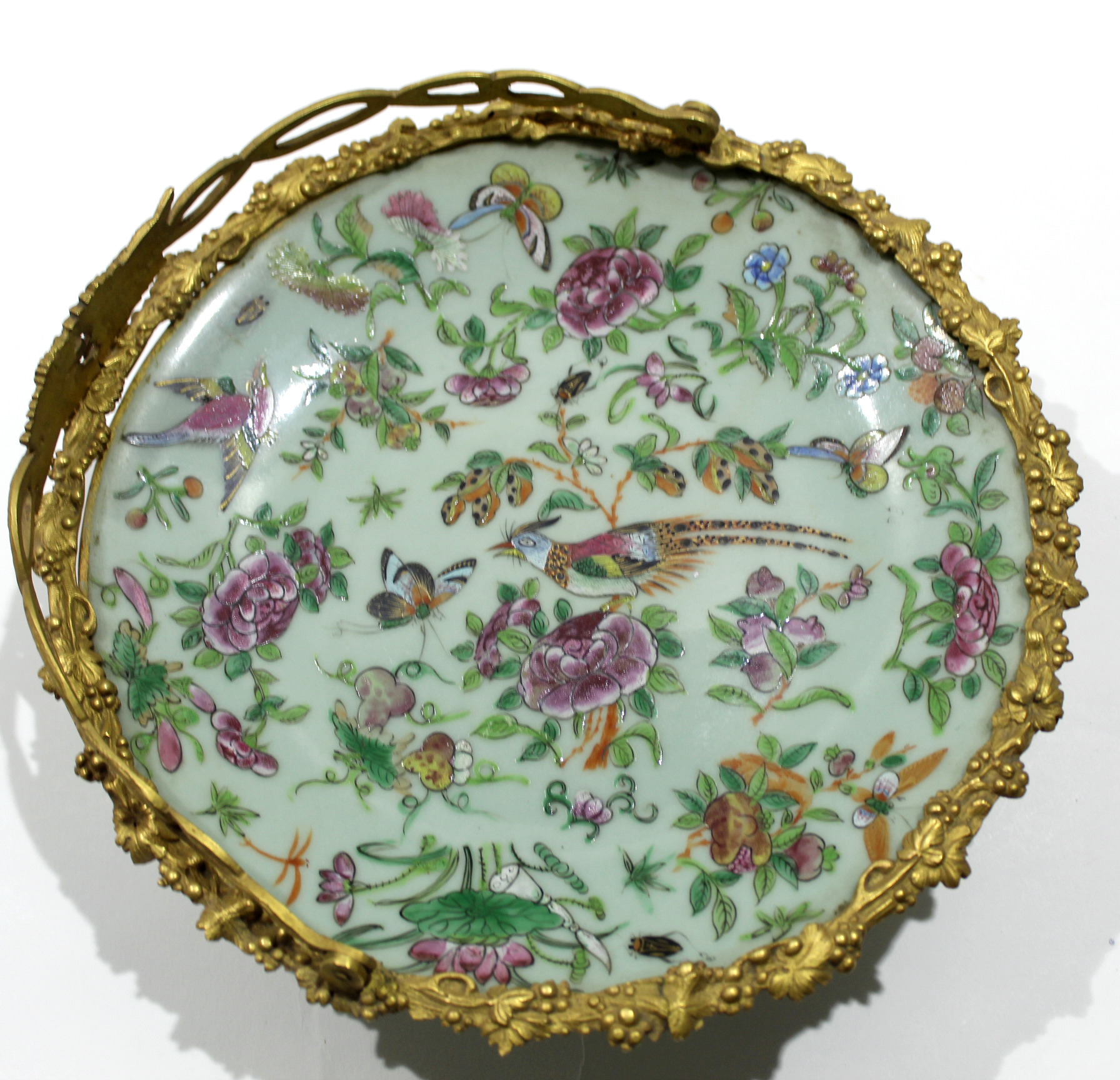 Late 19th century Canton plate with gilded metal mounts and handle, 27cm diam - Image 6 of 9