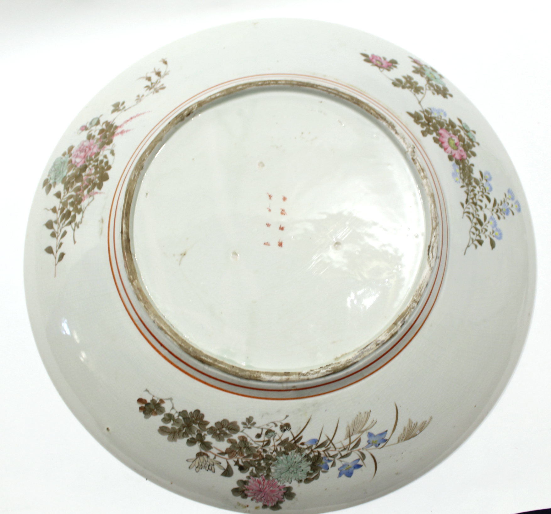 Large Satsuma dish, Meiji period, the centre decorated with a landscape scene and mountains with - Image 4 of 6