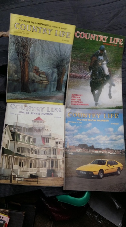 Country Life Magazines, mainly 1980s. 40 books.