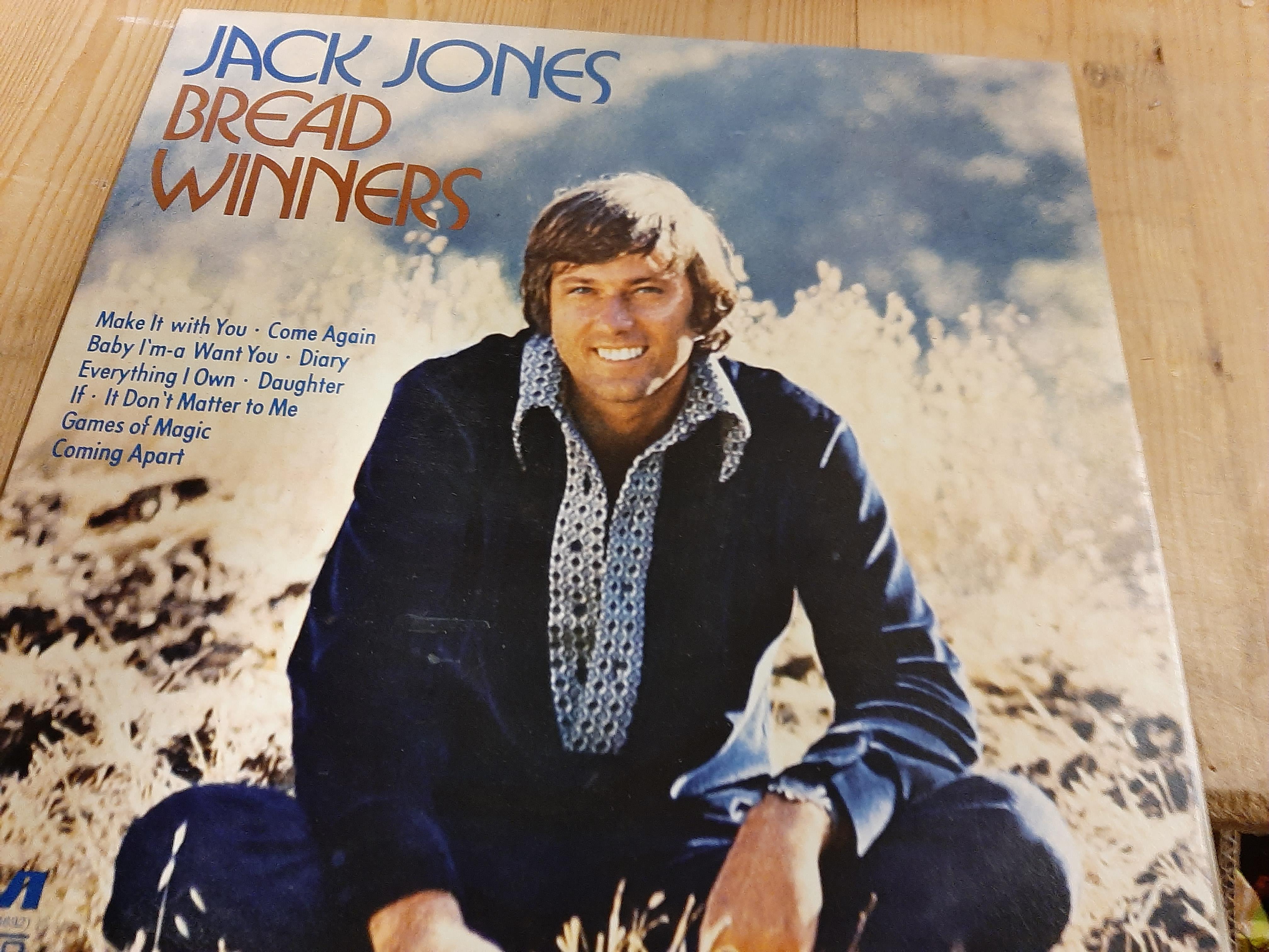 3 Vinyl Records: Jack Jones "Bread Winners" SF8280; The Carpenters "Singles 1974-1978"; "The Neil - Image 6 of 6
