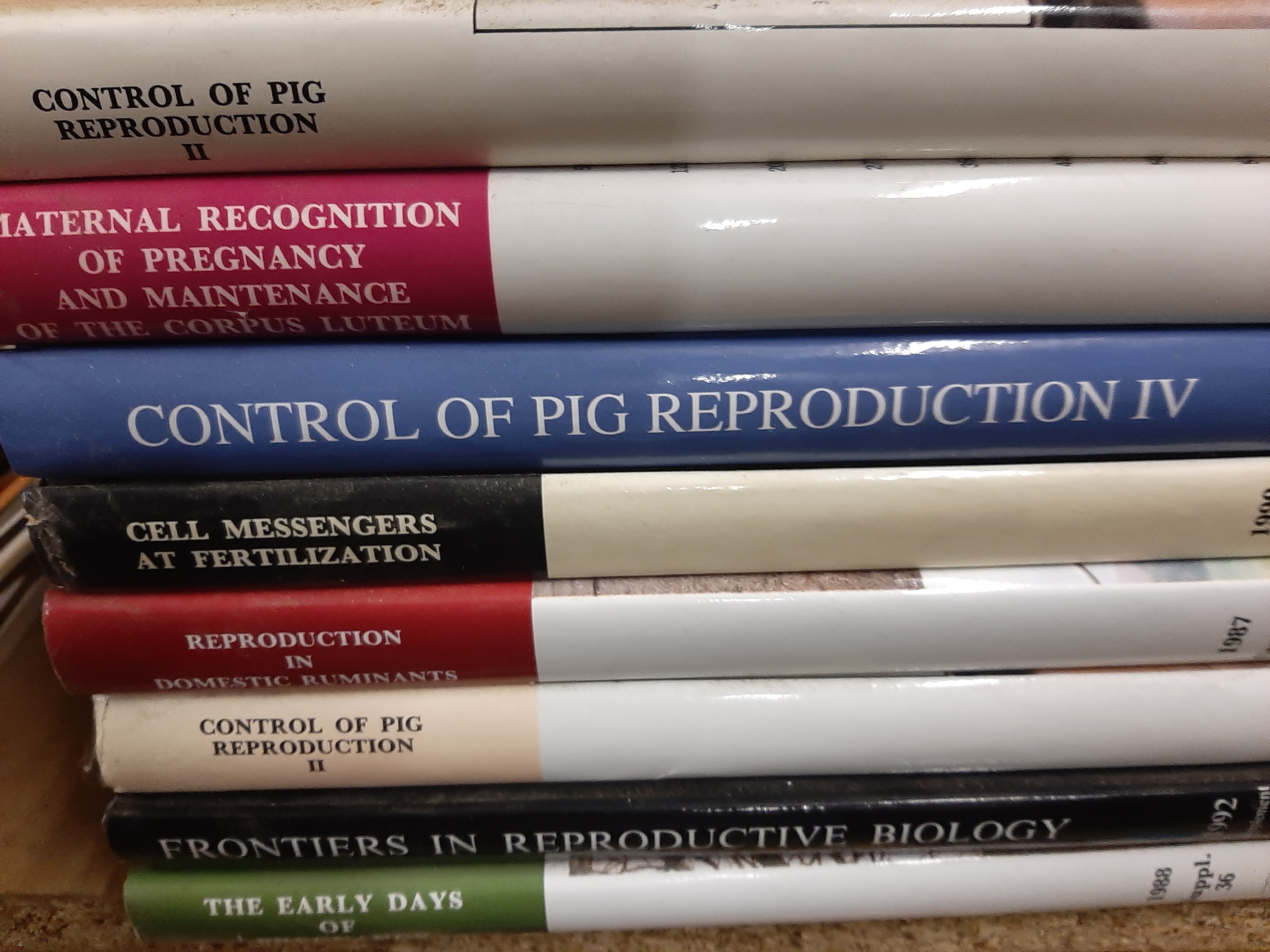 "Reproduction of Biology", set inc Pregnancy of Pigs etc, 8 books